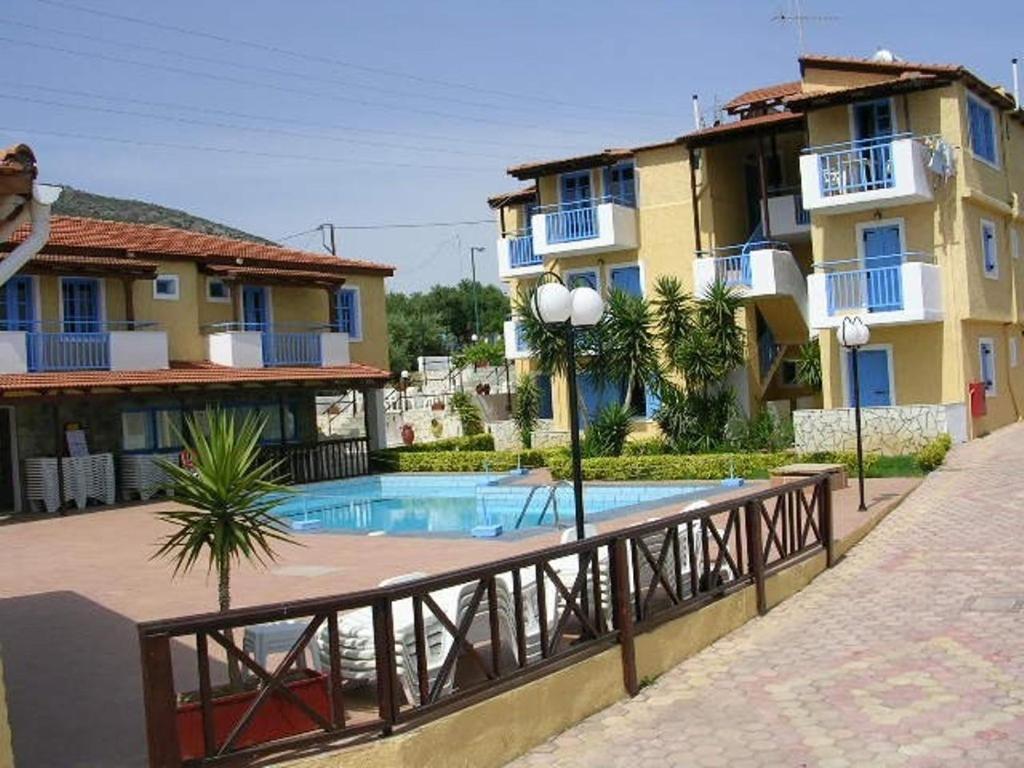 Mareva Hotel Apartments Khersónisos Eksteriør bilde