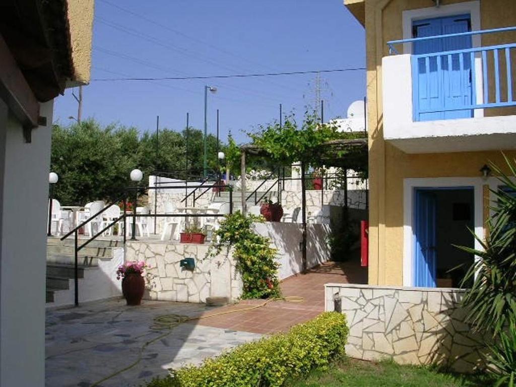 Mareva Hotel Apartments Khersónisos Eksteriør bilde
