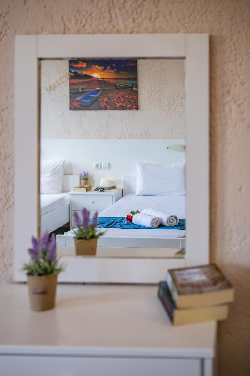 Mareva Hotel Apartments Khersónisos Eksteriør bilde